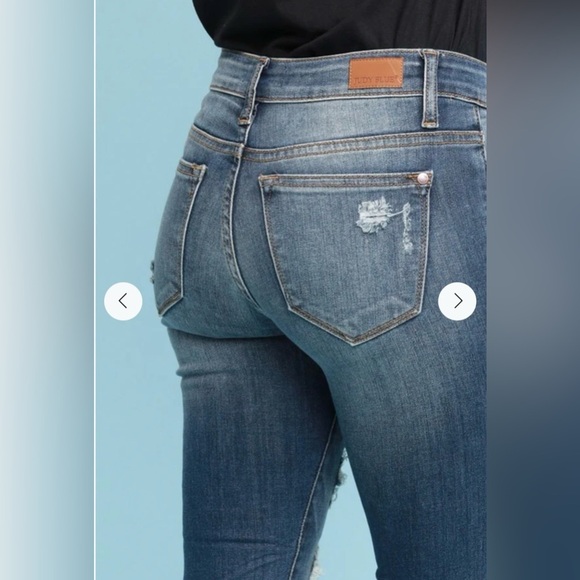 Judy Blue - Mid Rise Red Buffalo Plaid Skinny Jeans - Size 29/9 - NWT - Picture 5 of 15